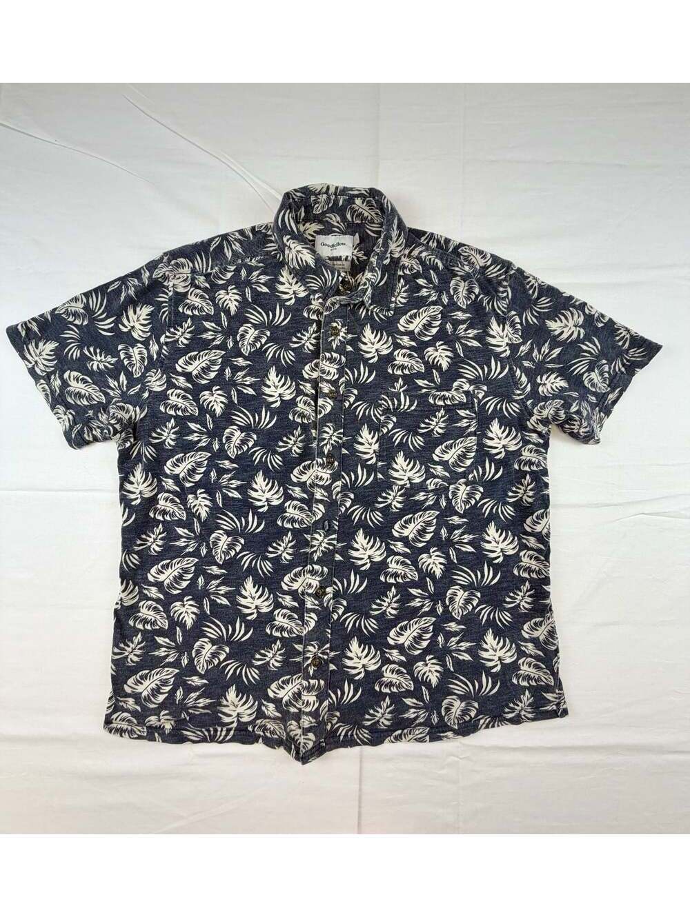 Goodfellow & Co Men's Short Sleeve Button-Up Shirt, Size L